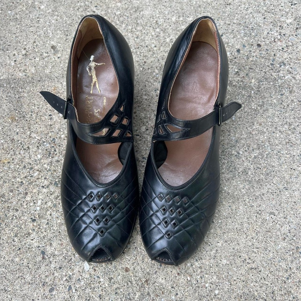 VINTAGE 1950s FOOT-SO-PORT HEEL PEEP TOE SHOES